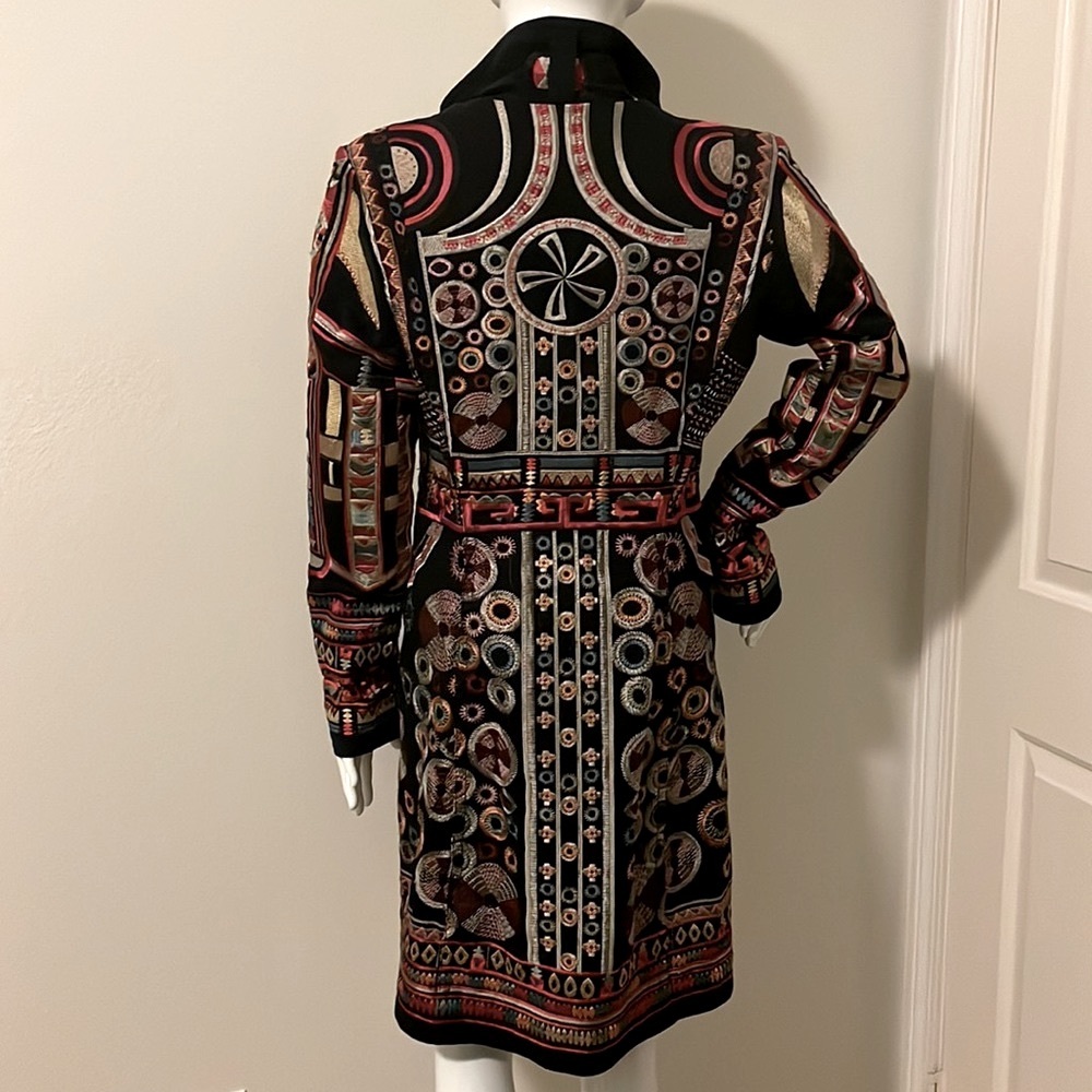 Embroidered Black Patterned Long Trench Coat - Picture 2 of 7